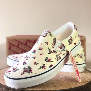 VANS DITSY FLORAL SLIP ON Womens 7